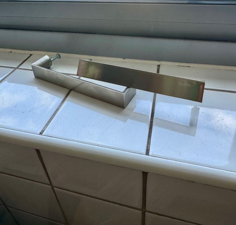 Kitchen Cabinets or Drawers Brushed Silver Door Handles 