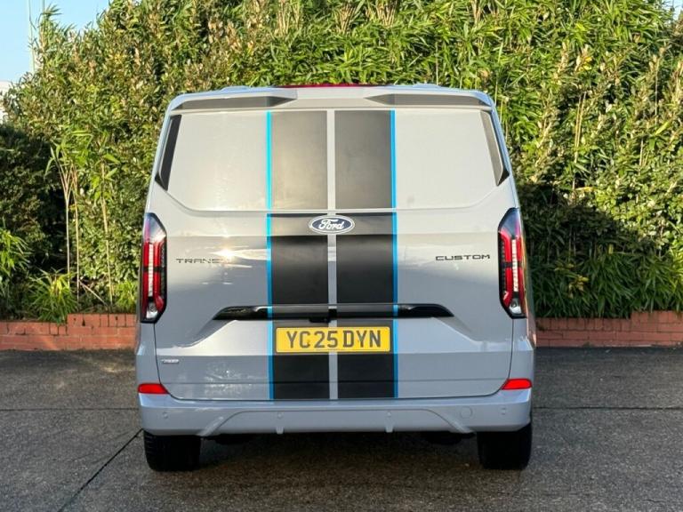  Ford Transit Custom 2.5 PHEV 232ps L1 H1 Double Cab Van Sport Auto Hybrid