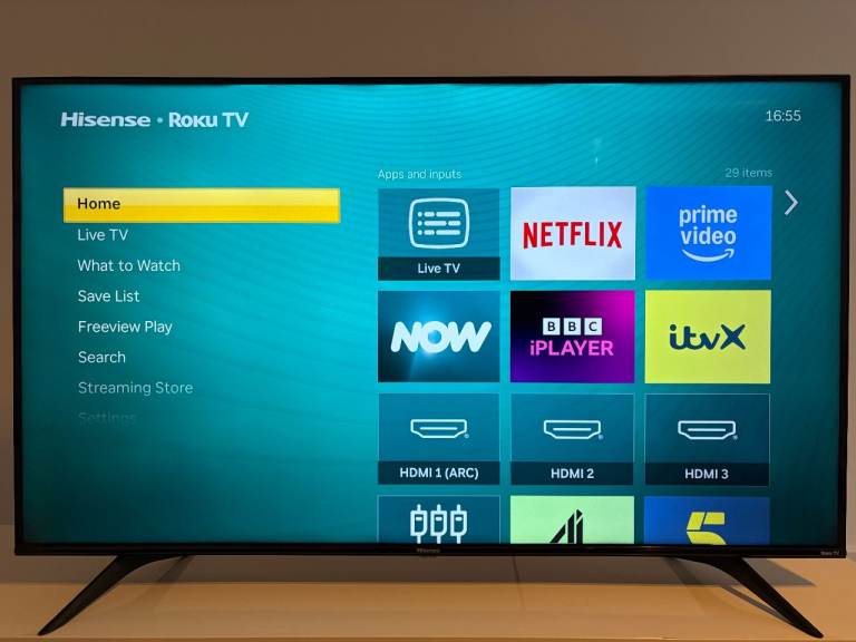 Hisense Roku 55 inch Smart 4K HDR TV- Excellent Condition