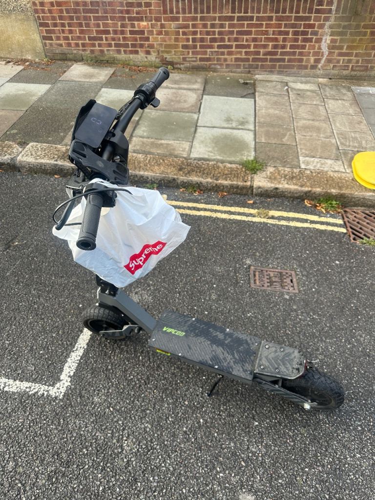 VIPCOO VS3Electric Scooter – Good Condition, Ready to Ride
