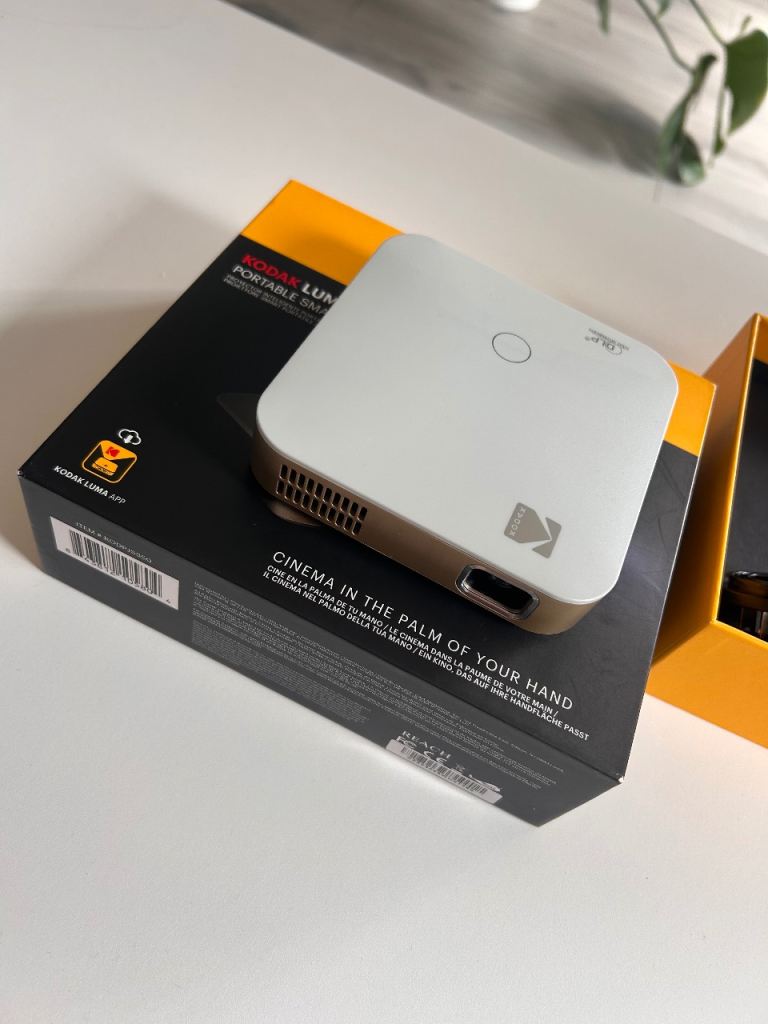 Kodal Luma 350 Smart Projector