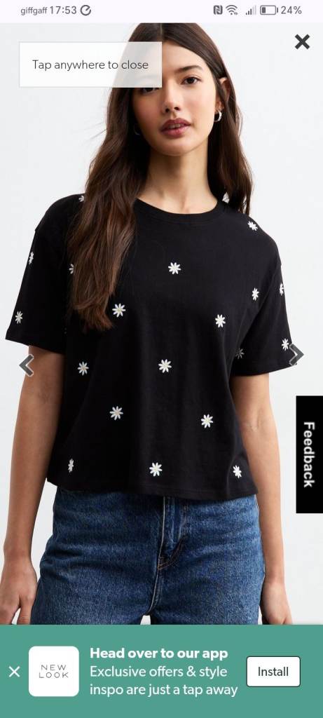 New daisy tee. Size. 10