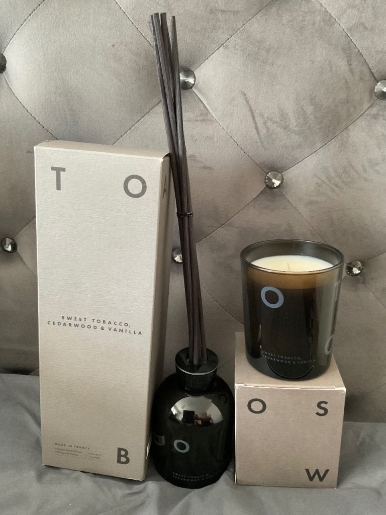 Beauty Pie reed diffuser and candle