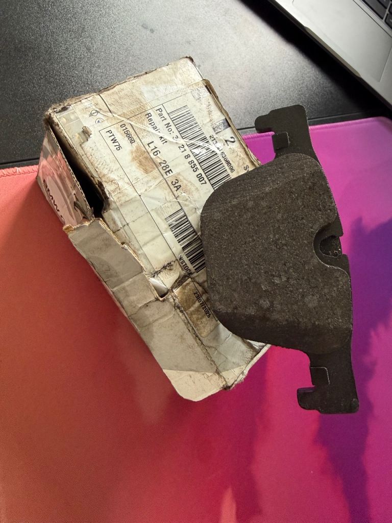 NEW genuine BMW OEM rear Brake Pads