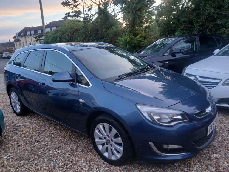 2015 Vauxhall Astra Estate, New mot, Just Serviced 