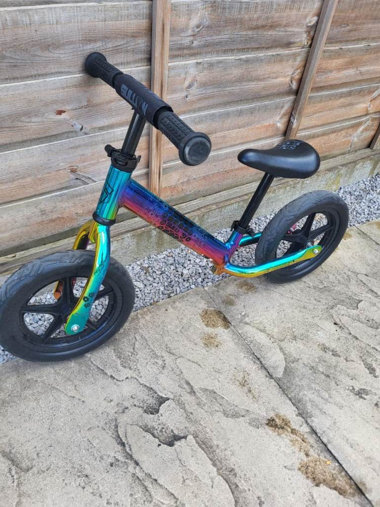 Ridgeback balance Bike – Multicoloured, Good Condition