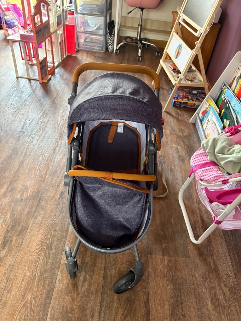 Dolls pram 