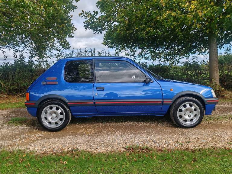 Peugeot, 205 GTI Limited Edition 1990 fully restored!