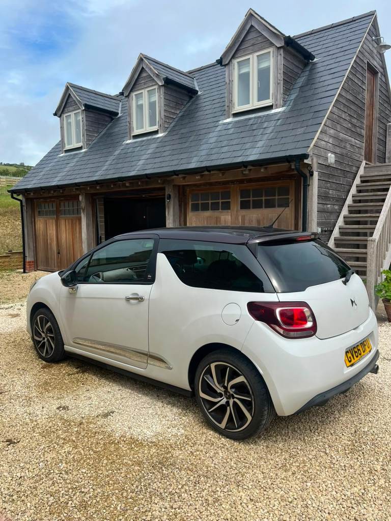 DS, DS 3, Hatchback, 2017, Manual, 1199 (cc), 3 doors