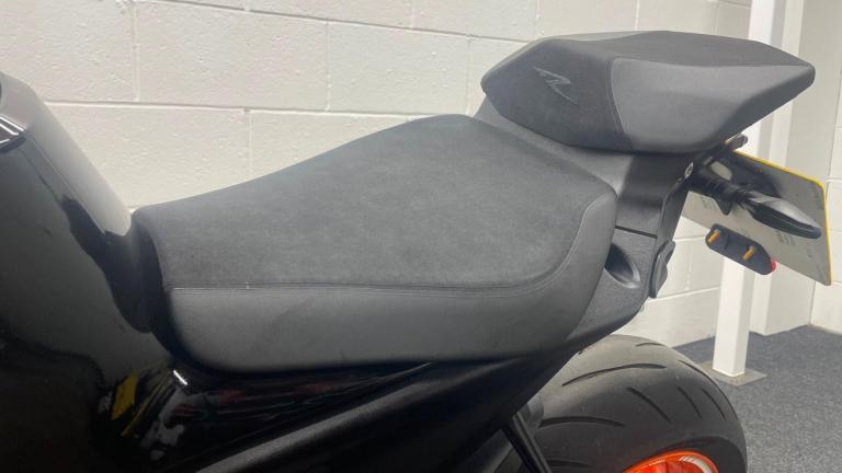 KTM 1290 SUPERDUKE R ** ONE OWNER - TAIL TIDY - JUNE 26 MOT **