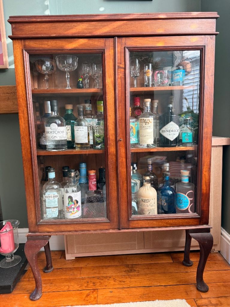 Beautiful cabinet 