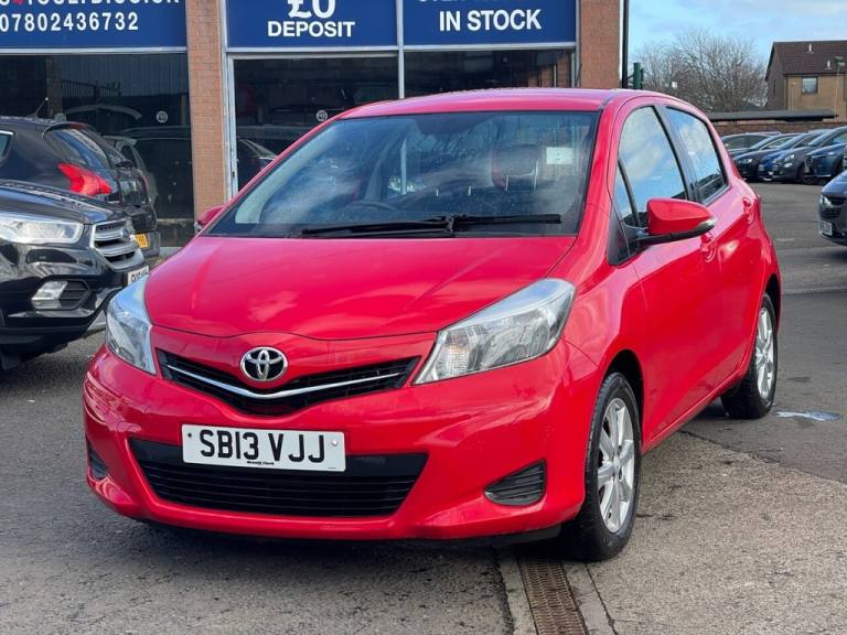 2013 Toyota Yaris 1.33 VVT-i TR 5dr Multidrive S HATCHBACK PETROL Automatic
