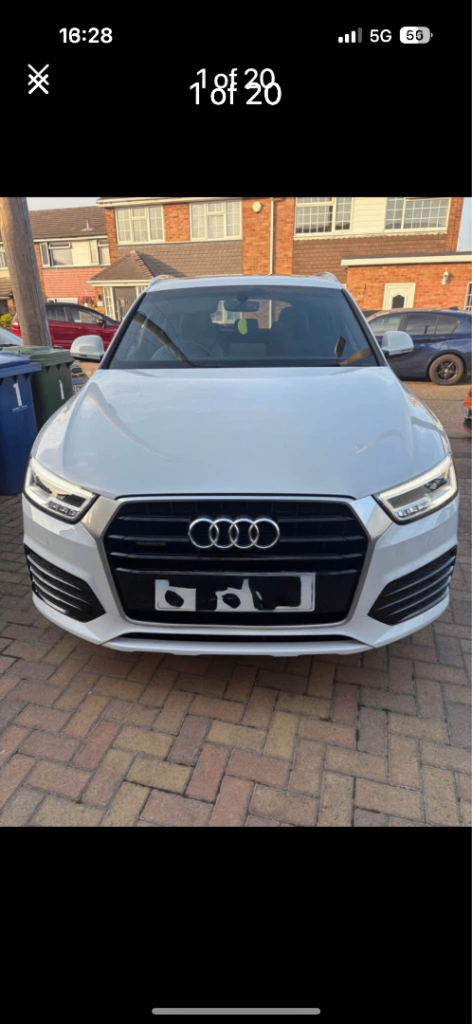 AUDI Q3 
