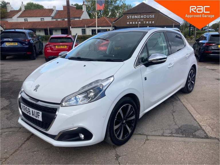2018 Peugeot 208 1.2 PureTech 82 Tech Edition 5dr [Start Stop] HATCHBACK PETROL Manual