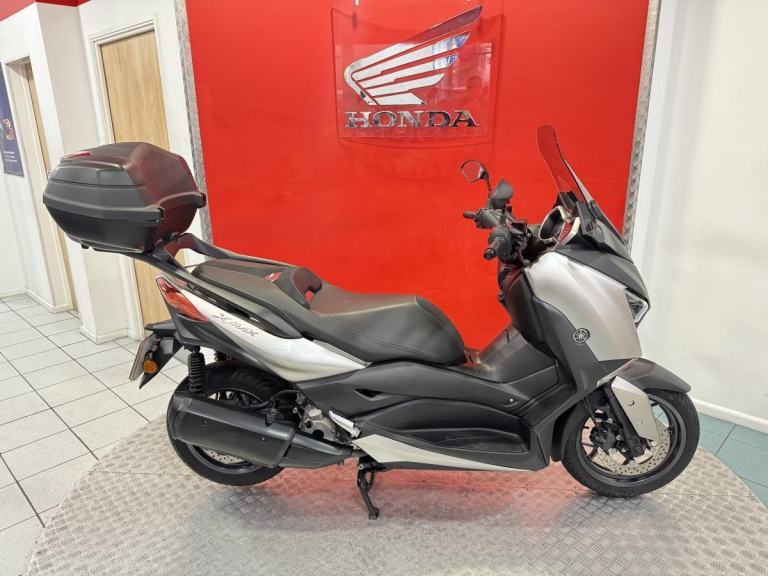 2021 '71' Yamaha X-Max 300 
