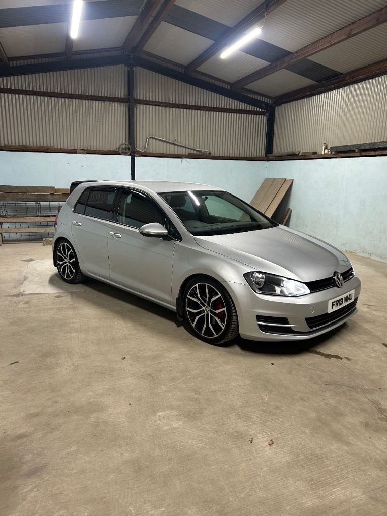 Volkswagen, GOLF, Hatchback, 2013, Manual, 1598 (cc), 5 doors