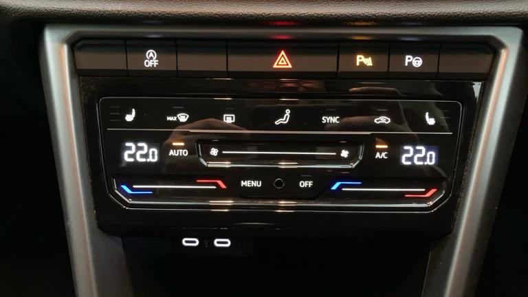 2022 Volkswagen T-Roc 1.0 TSI Life 5dr HATCHBACK PETROL Manual