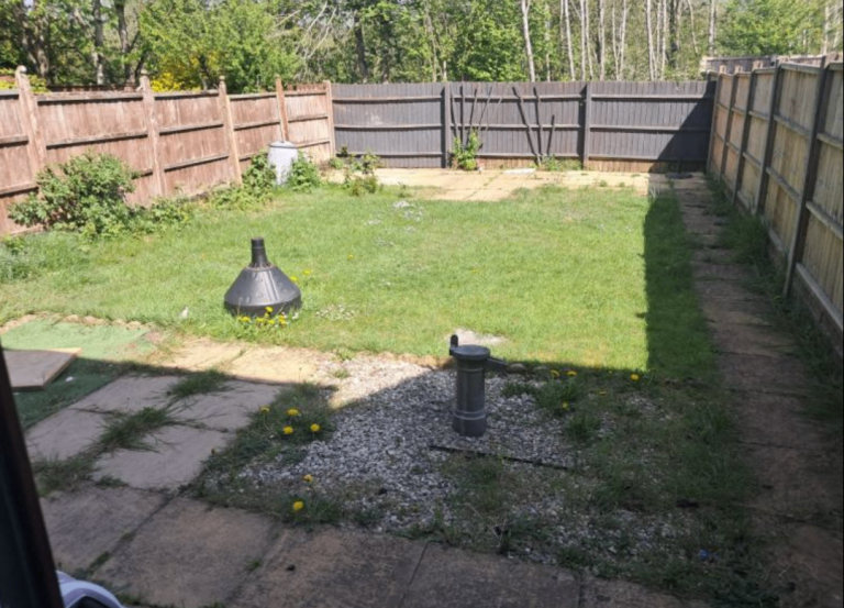 Spacious 3-Bedroom House | Renovated | Fitted Kitchen | Parking | Hepworth Road, Binley - CV3