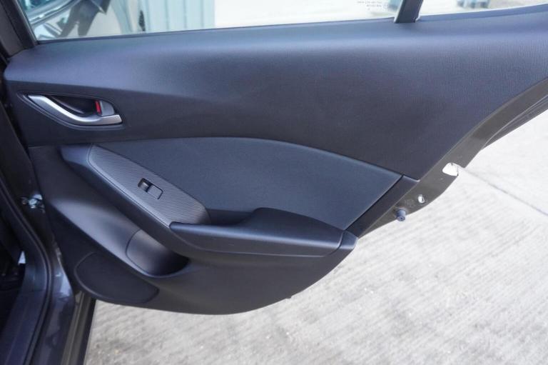 MAZDA MAZDA3 2.0 SKYACTIV-G SE Nav Fastback Euro 5 (s/s) 4dr 2016