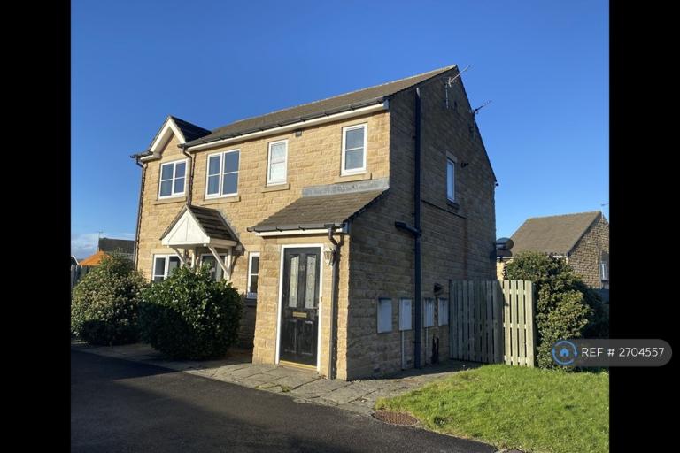 2 bedroom flat in Old Earth, Elland, HX5 (2 bed) (#2704557)