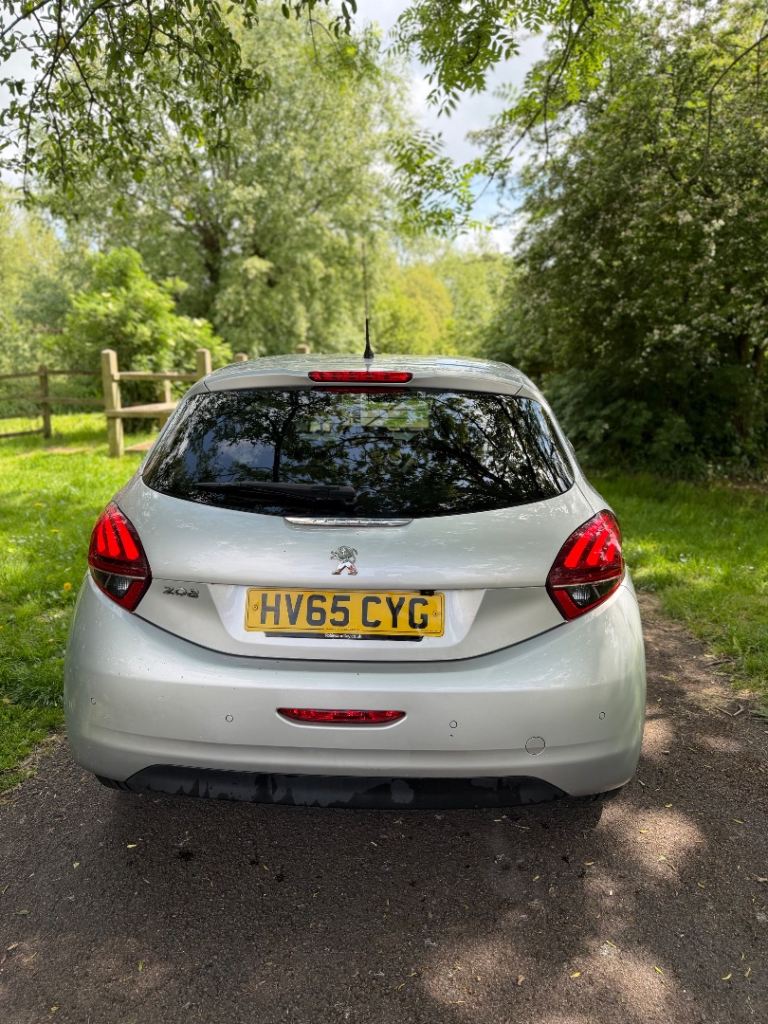Peugeot, 208, Hatchback, 2015, Manual, 1199 (cc), 3 doors
