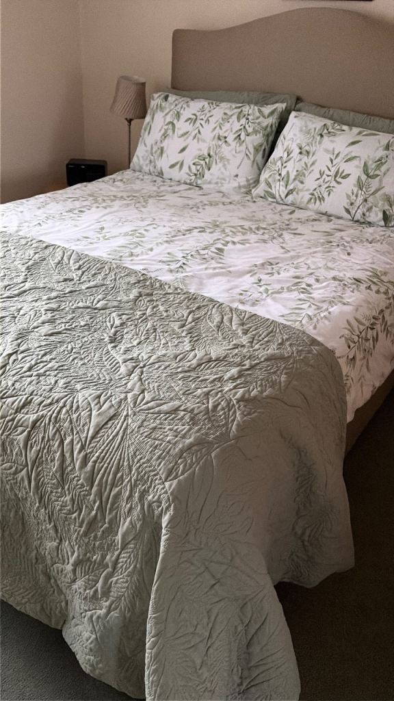  Super King bed with headboard and mattress 