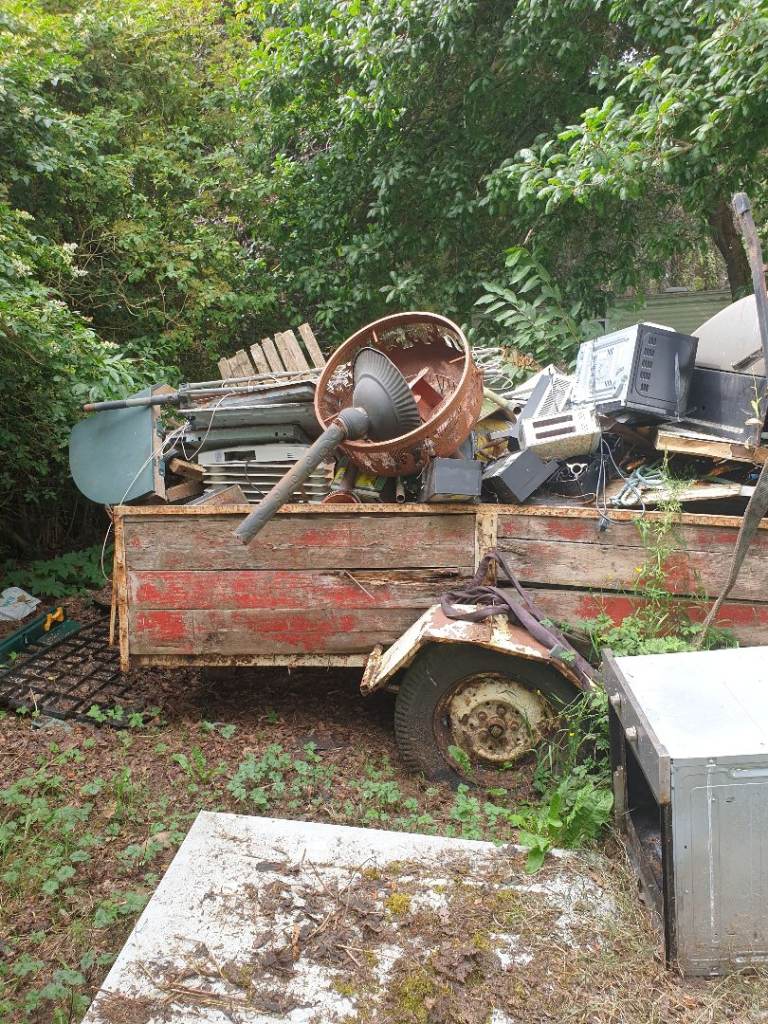 Large quantity of scrap metal