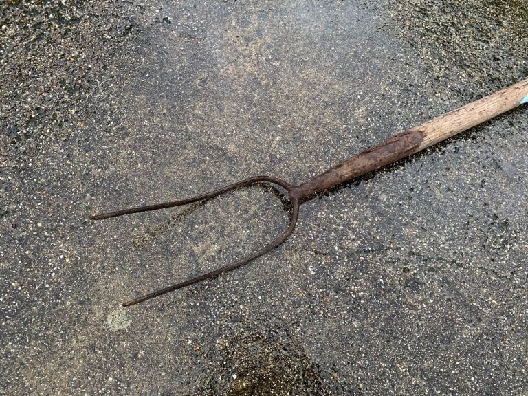 Vintage 2 Tine Pitchfork Character Display Piece Time Ageing Garden DIY I Can Deliver