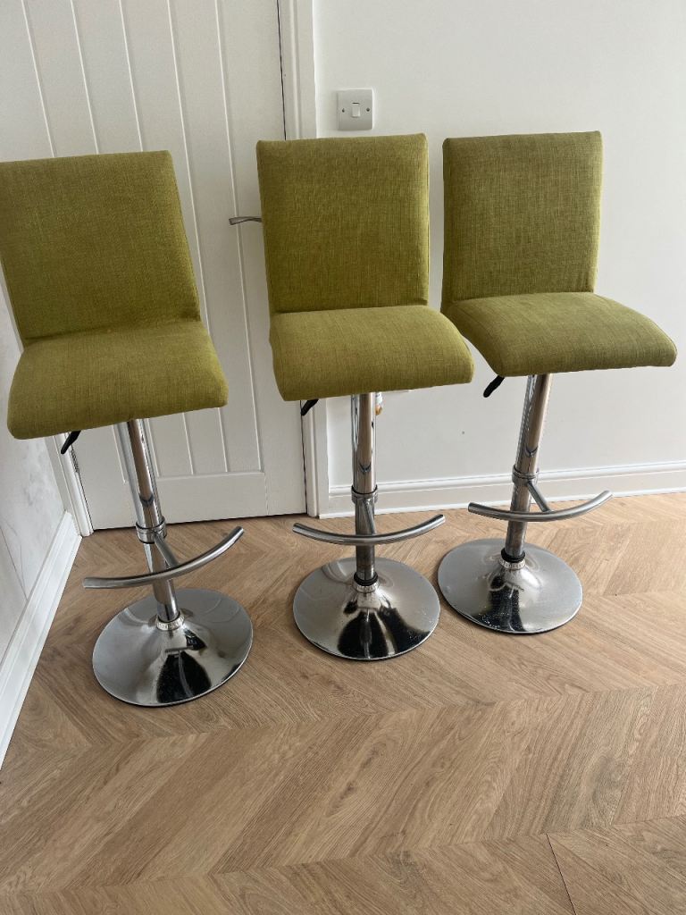 Breakfast bar stools