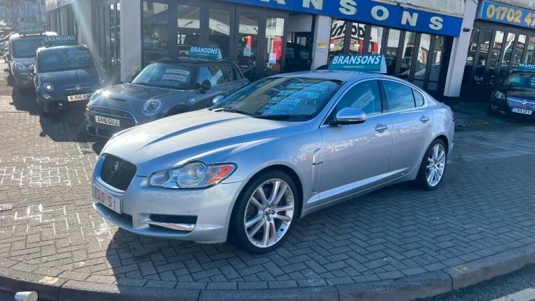 2011 Jaguar XF V6 S Premium Luxury 54 000 MILES Saloon Diesel Automatic