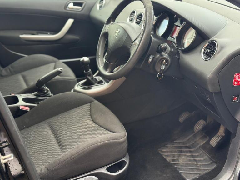 2012 Peugeot 308 1.6 HDI 92 SR 5dr ESTATE DIESEL Manual