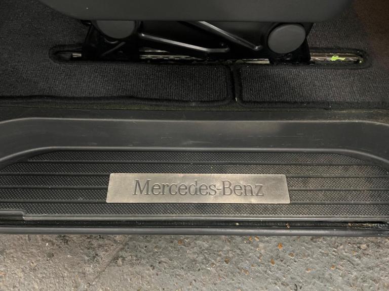 2009 Mercedes-Benz Viano 3.0 CDI Ambiente RWD L4 H1 5dr MPV Diesel Automatic