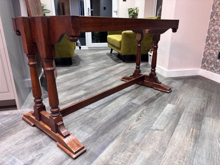 Refectory table in oak/ stunning