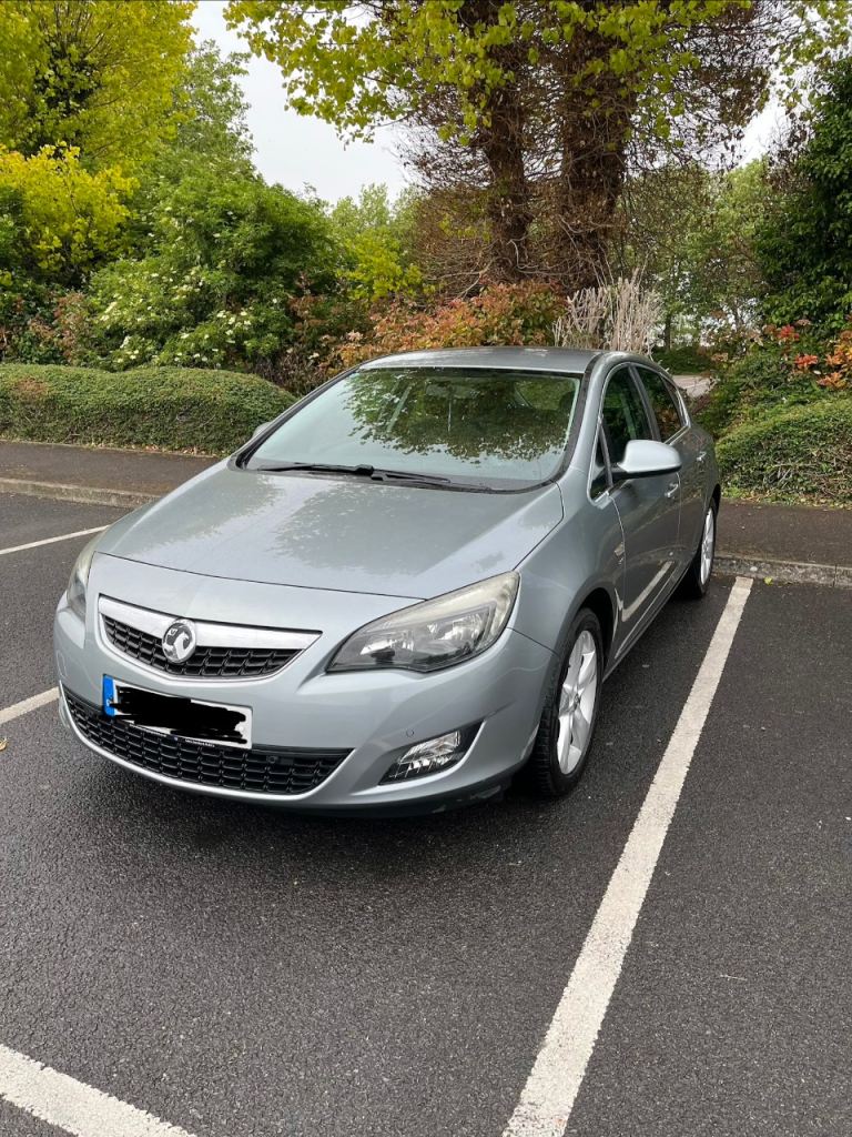 Vauxhall, ASTRA, Hatchback, 2010, Manual, 1598 (cc), 5 doors