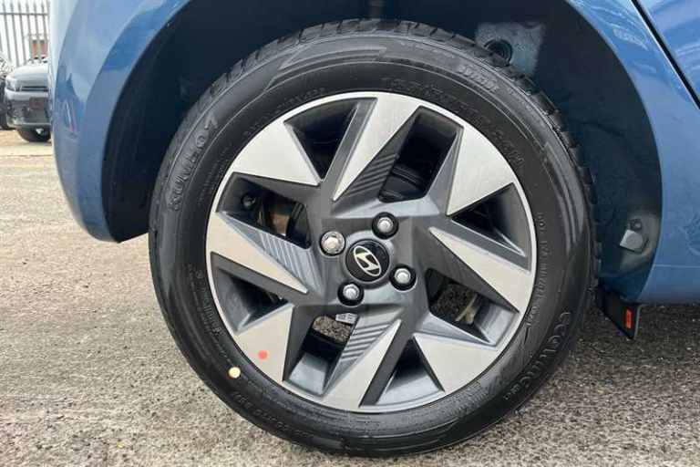 2025 Hyundai i10 1.0 [63] Advance 5dr Auto [Nav] HATCHBACK PETROL Automatic