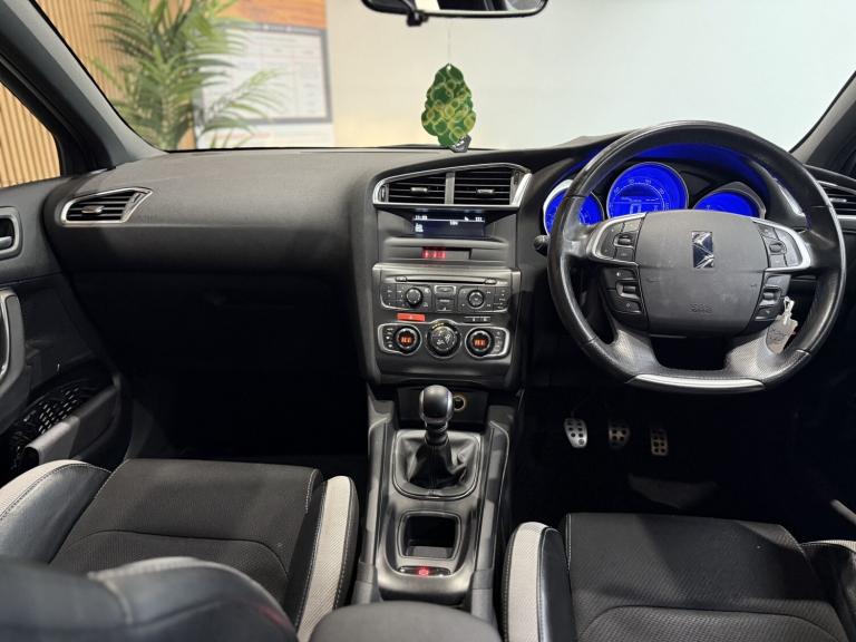 CITROEN DS4 1.6 e-HDi Airdream DStyle 2013