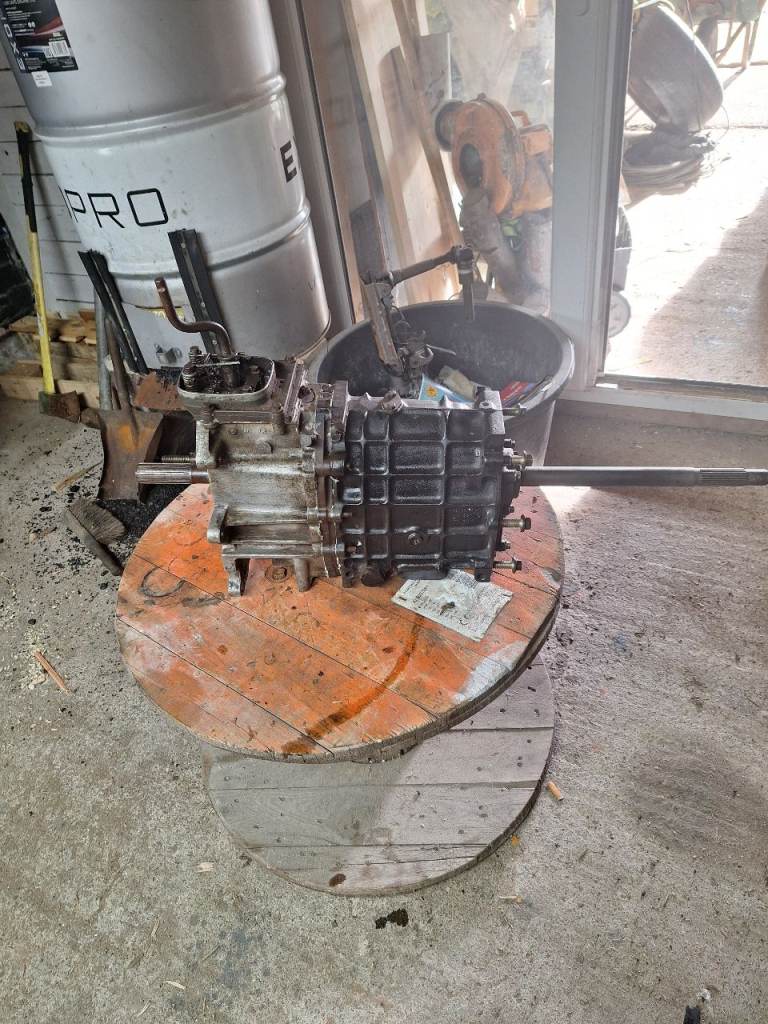 Discovery td5 r380 sufix L reconditioned gear box