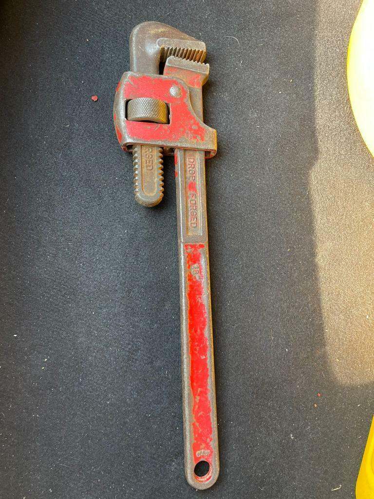 PIPE WRENCH18” heavy duty drop forged steel  