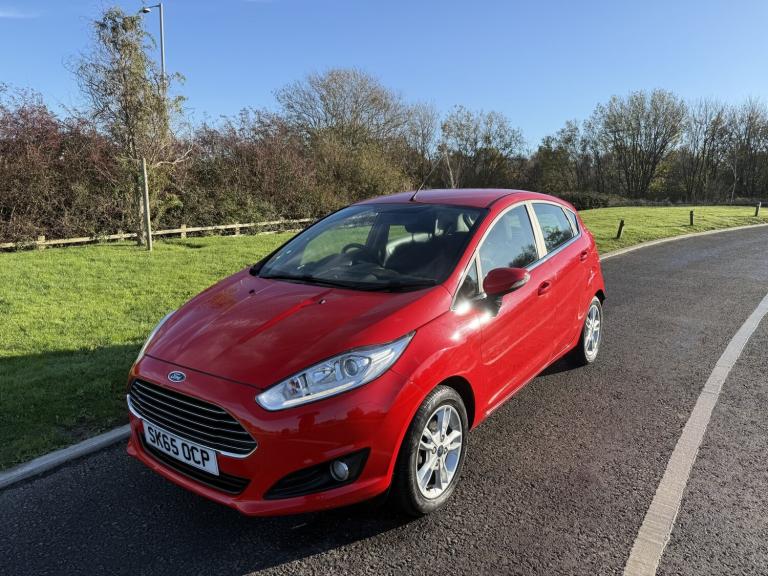 FORD FIESTA 1.3 Zetec 2015