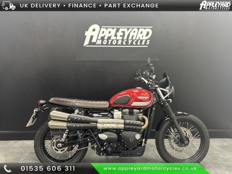 TRIUMPH STREET SCRAMBLER 900
