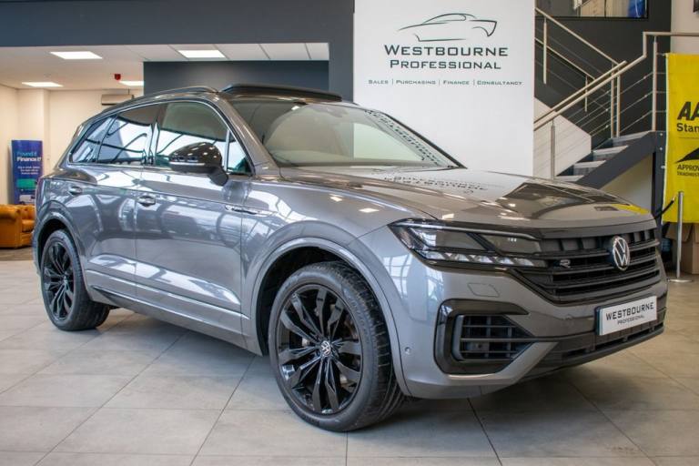 2022 72 VOLKSWAGEN TOUAREG 3.0 TSI V6 BLACK EDITION SUV 5DR PETROL TIPTRONIC 4MO