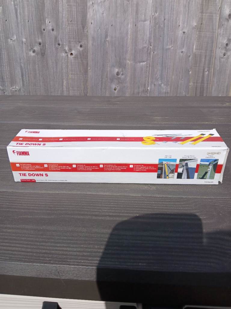 Fiamma tie down kit