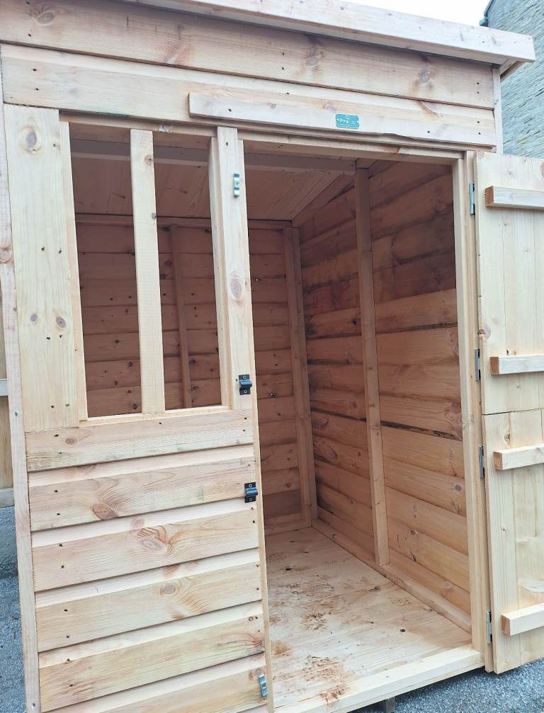 Dog Kennel Outdoor Pinelap Deluxe 4FT x 4FT Large Wooden Kennel Fully T&G 12mm