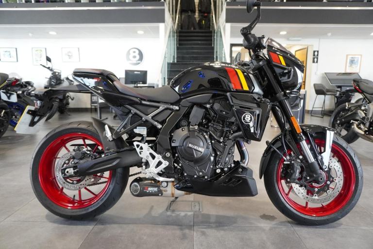 Suzuki GSX-8TT, 2026, Black with just 120miles Only £7995. 
