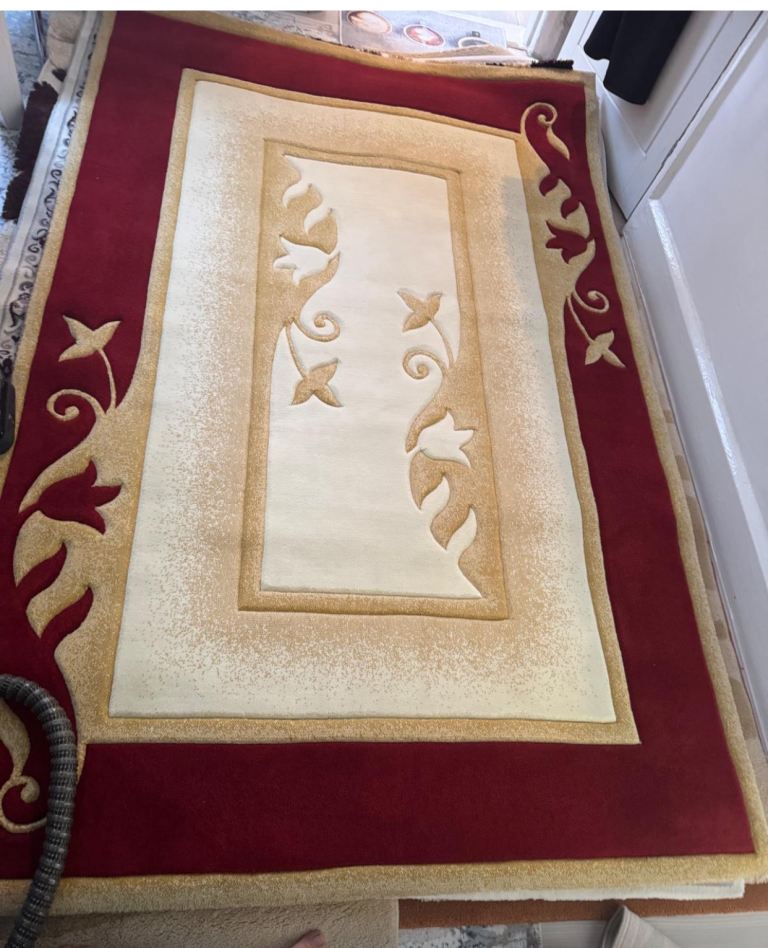 Red rug
