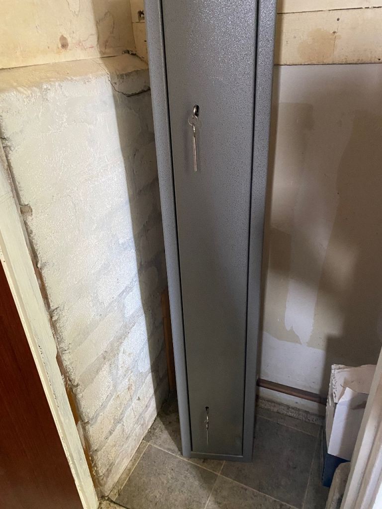 Shotgun cabinet (3GUN) 