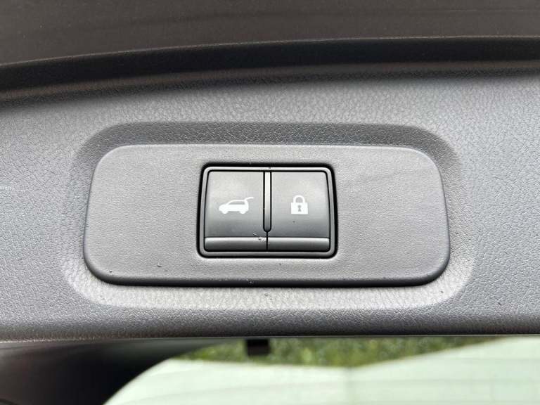 2024 Nissan Qashqai 1.5 h e-POWER Tekna SUV 5dr Petrol Hybrid Auto Euro 6 (s/s) (190 ps) SUV PETR...