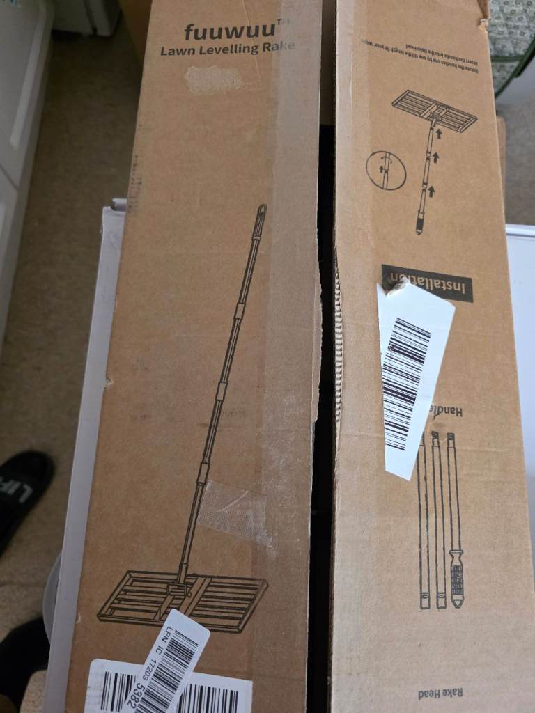 Lawn Levelling Rake 76x25cm Heavy Duty Metal with 200cm Handle – 76x25cm