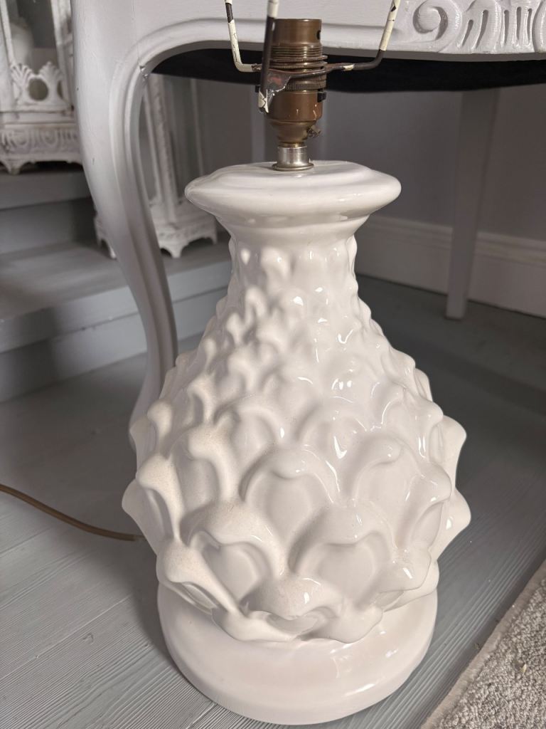 Stunning very large table lamp base 