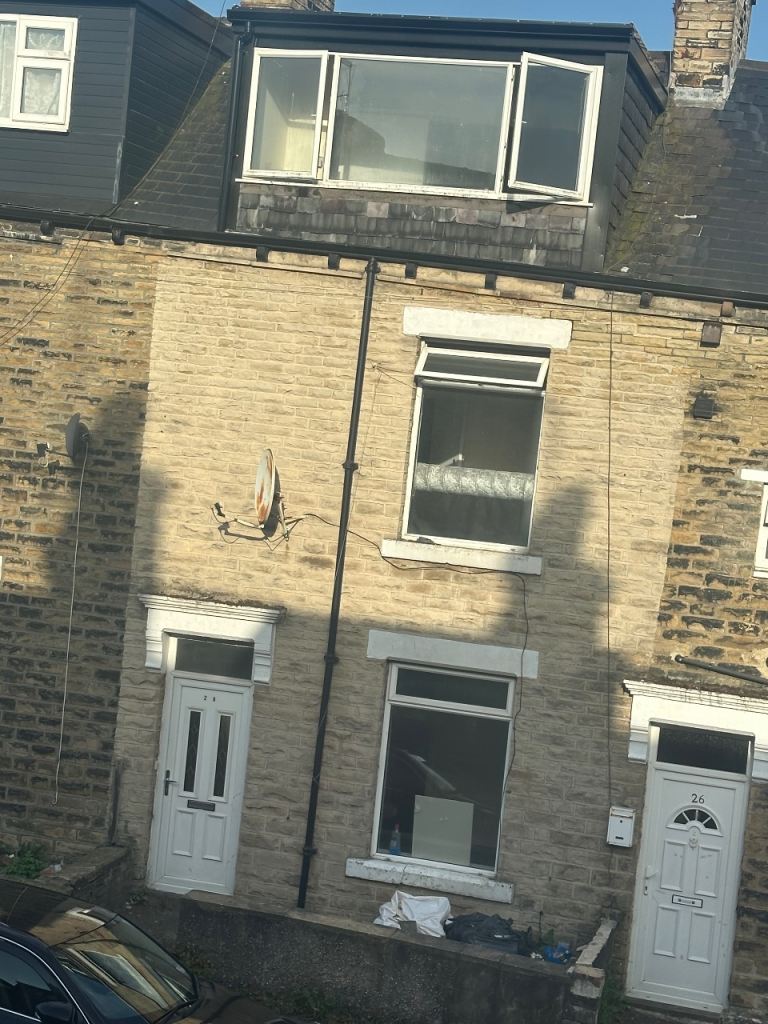 2 bed house to let 